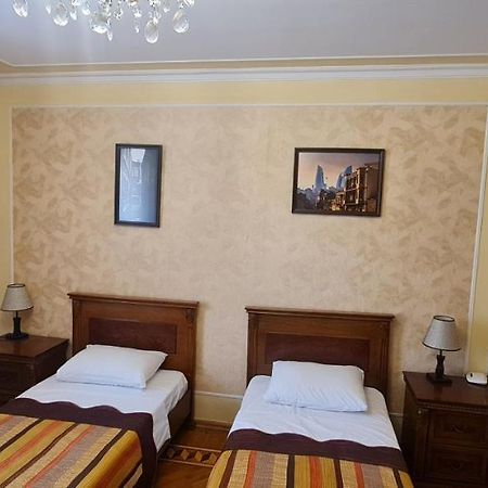 Gold Wall Apartment Баку Екстериор снимка