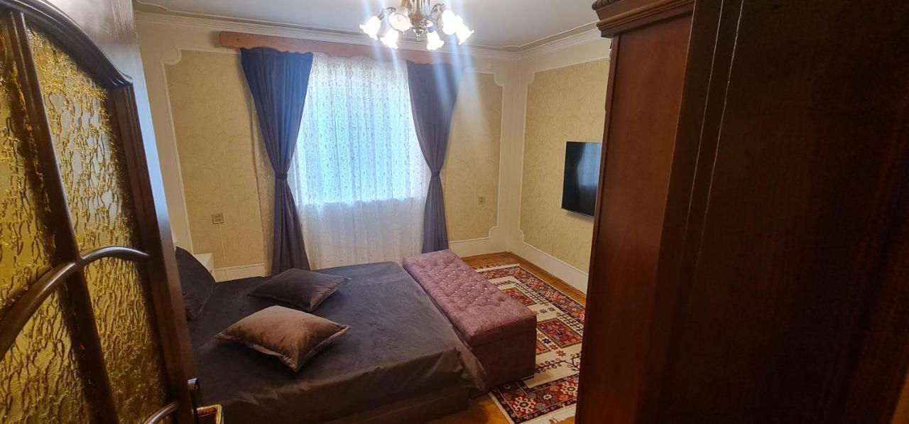 Gold Wall Apartment Баку Екстериор снимка