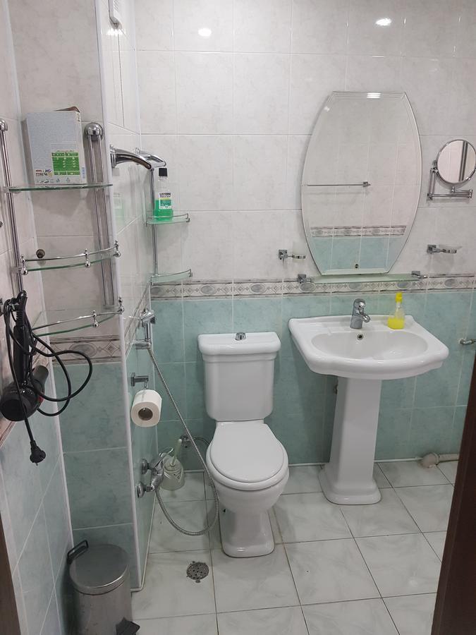 Gold Wall Apartment Баку Екстериор снимка